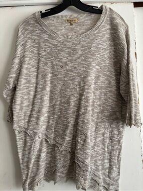 Democracy Lightweight Open-Knit Scoop Neck Sweater in Oatmeal